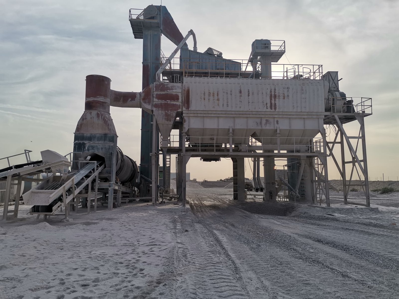 Company-owned asphalt production plant
